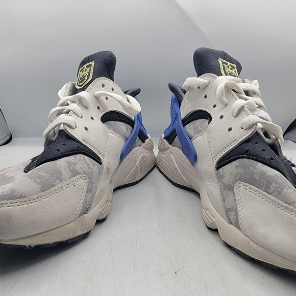 Nike Air Huarache Mens 10.5 Gray Blue Sneakers Social FC Athletic DR0286-100 - Picture 3 of 13